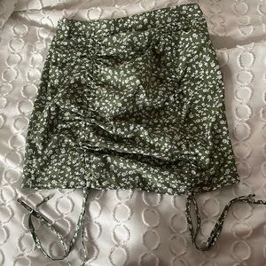 Mini green flowered shirt